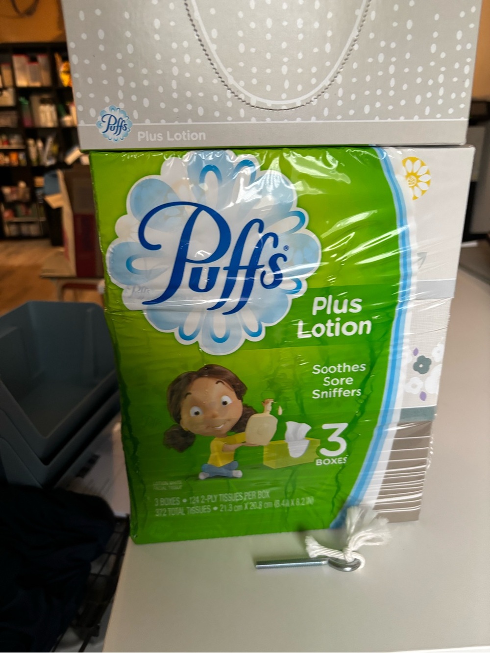 4 boxes Puffs Plus Lotion Facial Tissues